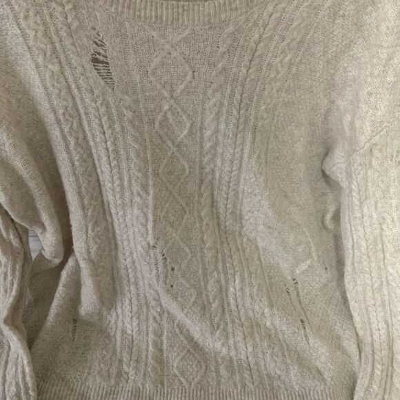 American Eagle Outfitters Sweaters - American Eagle distressed cream cableknit sweater